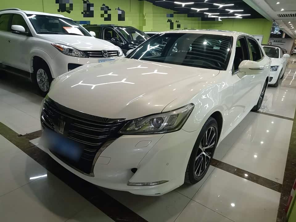 Toyota crown