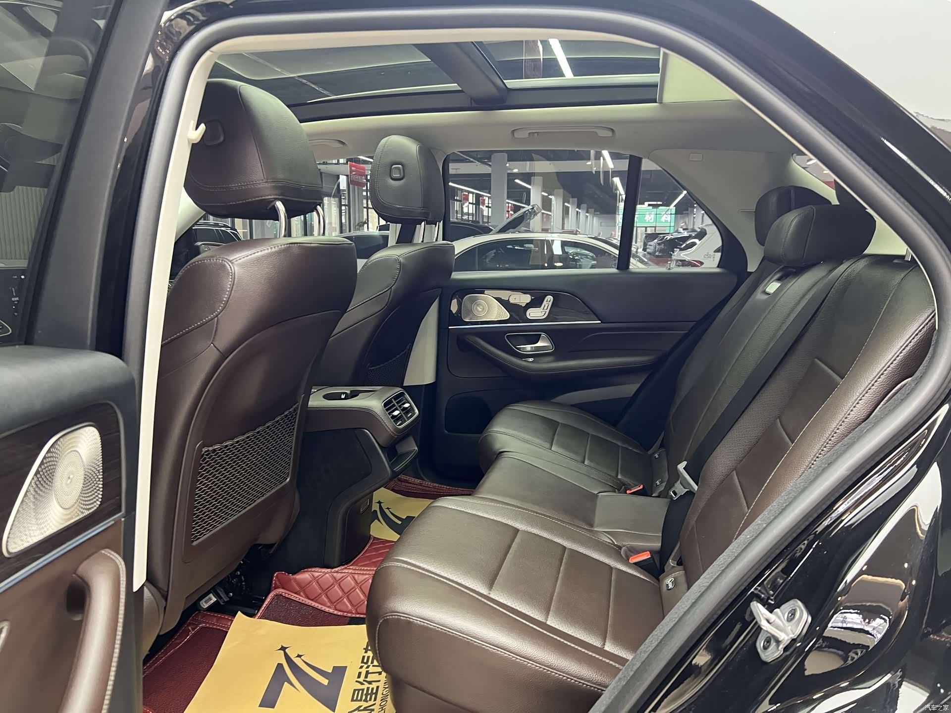 Mercedes-Benz GLE, 2021 13