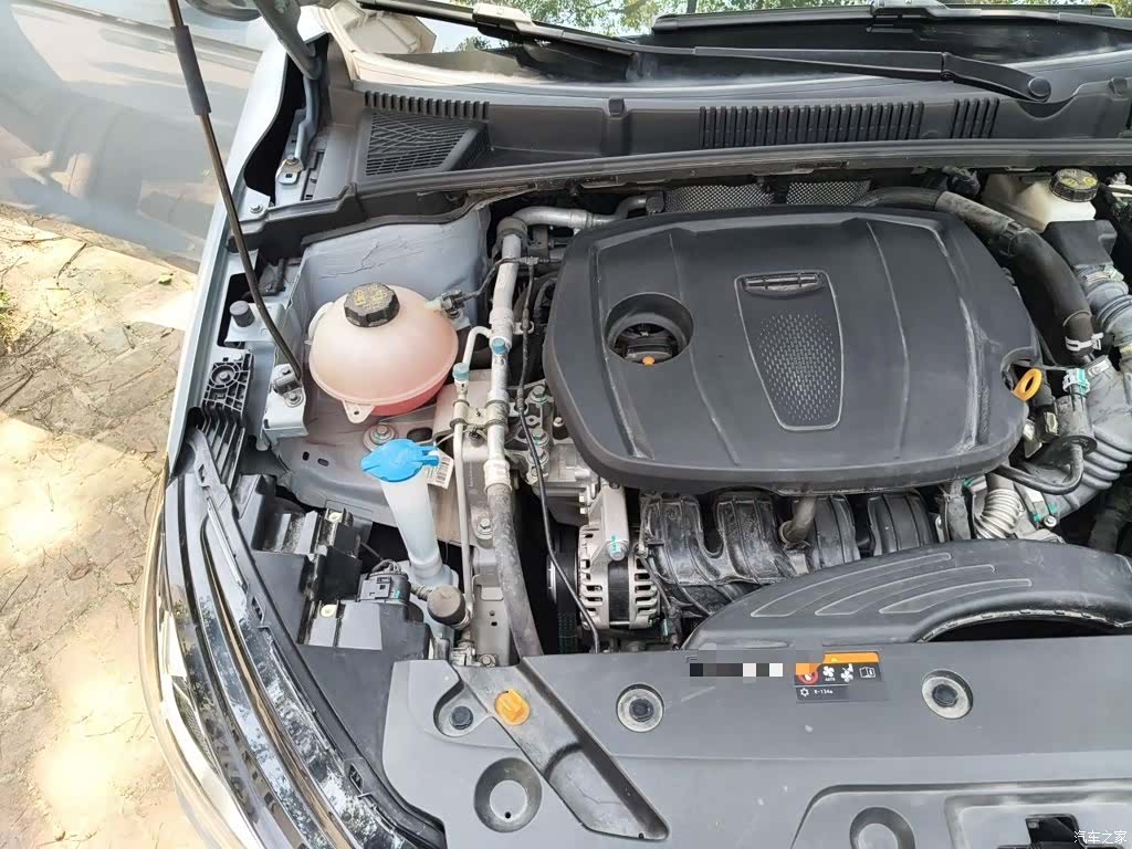 Geely Emgrand, 2023 20