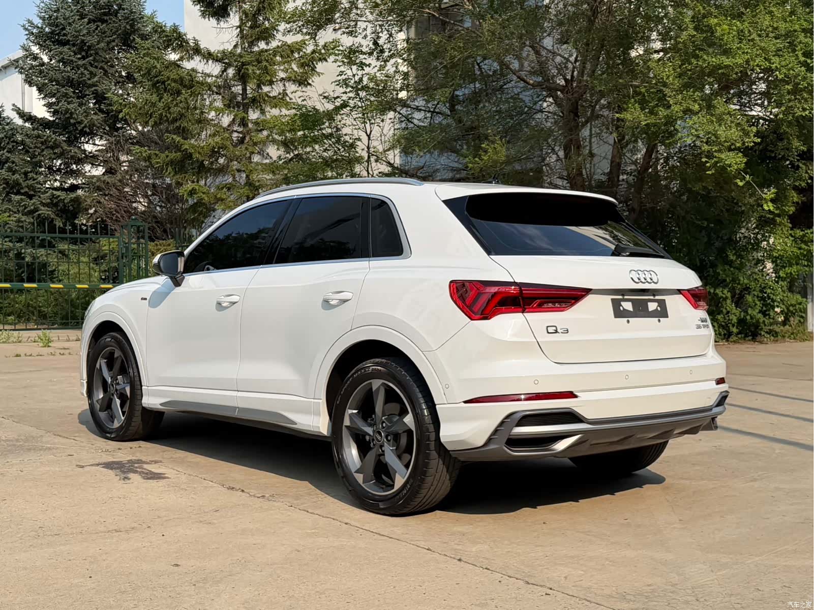 Audi Q3, 2022 7