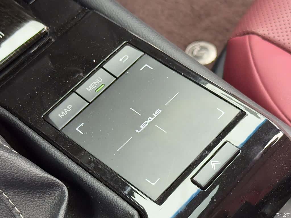 Lexus GX, 2022 15
