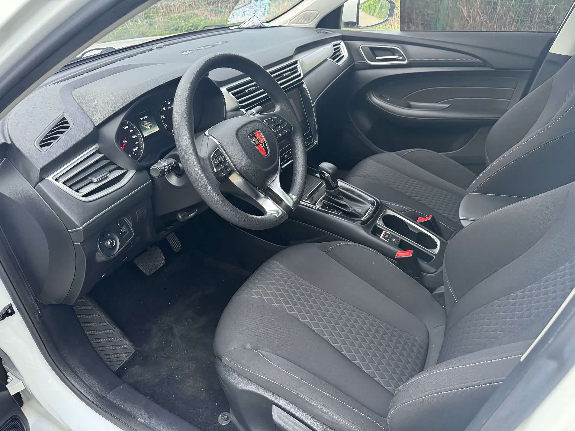 Roewe i5, 2020 10
