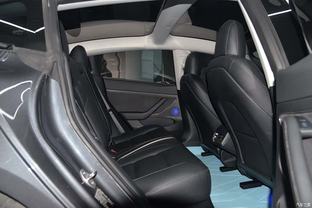 Tesla Model 3, 2021 16