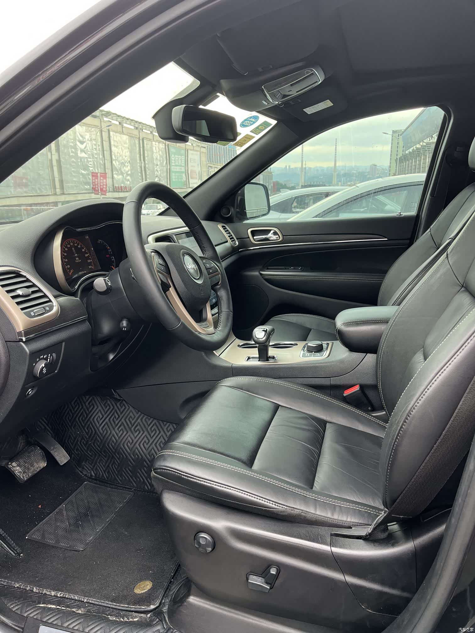 Jeep Grand Cherokee, 2016 3