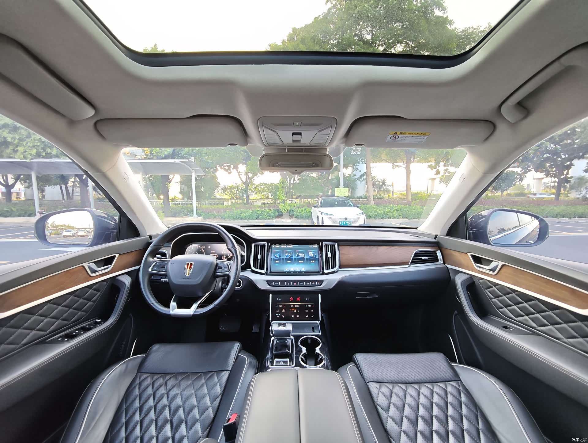 Hongqi HS7, 2021 6