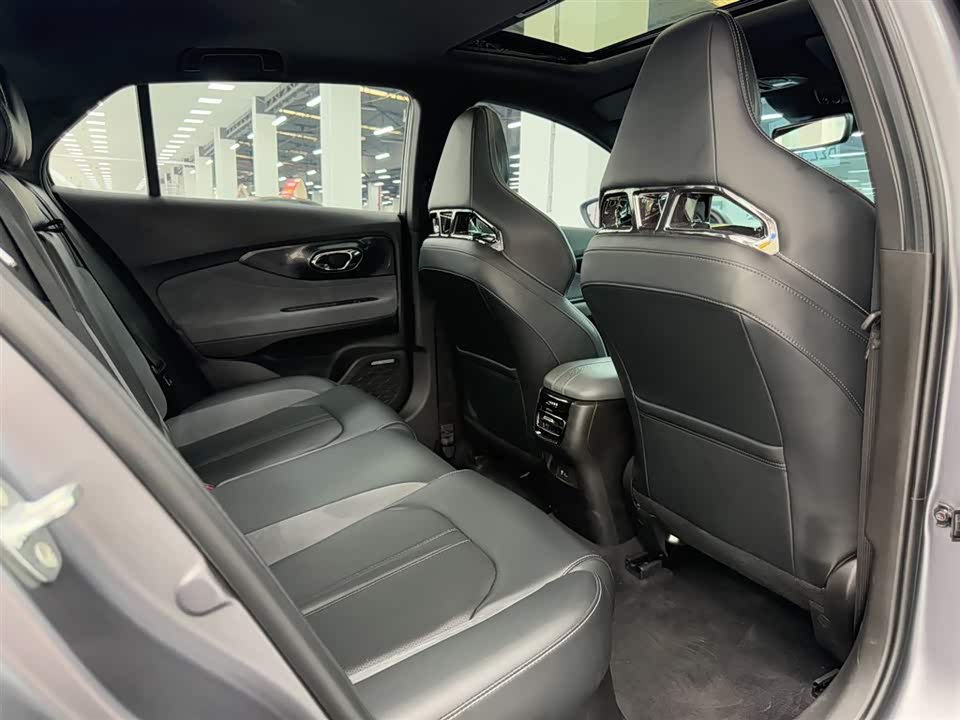 Trumpchi Shadow Leopard