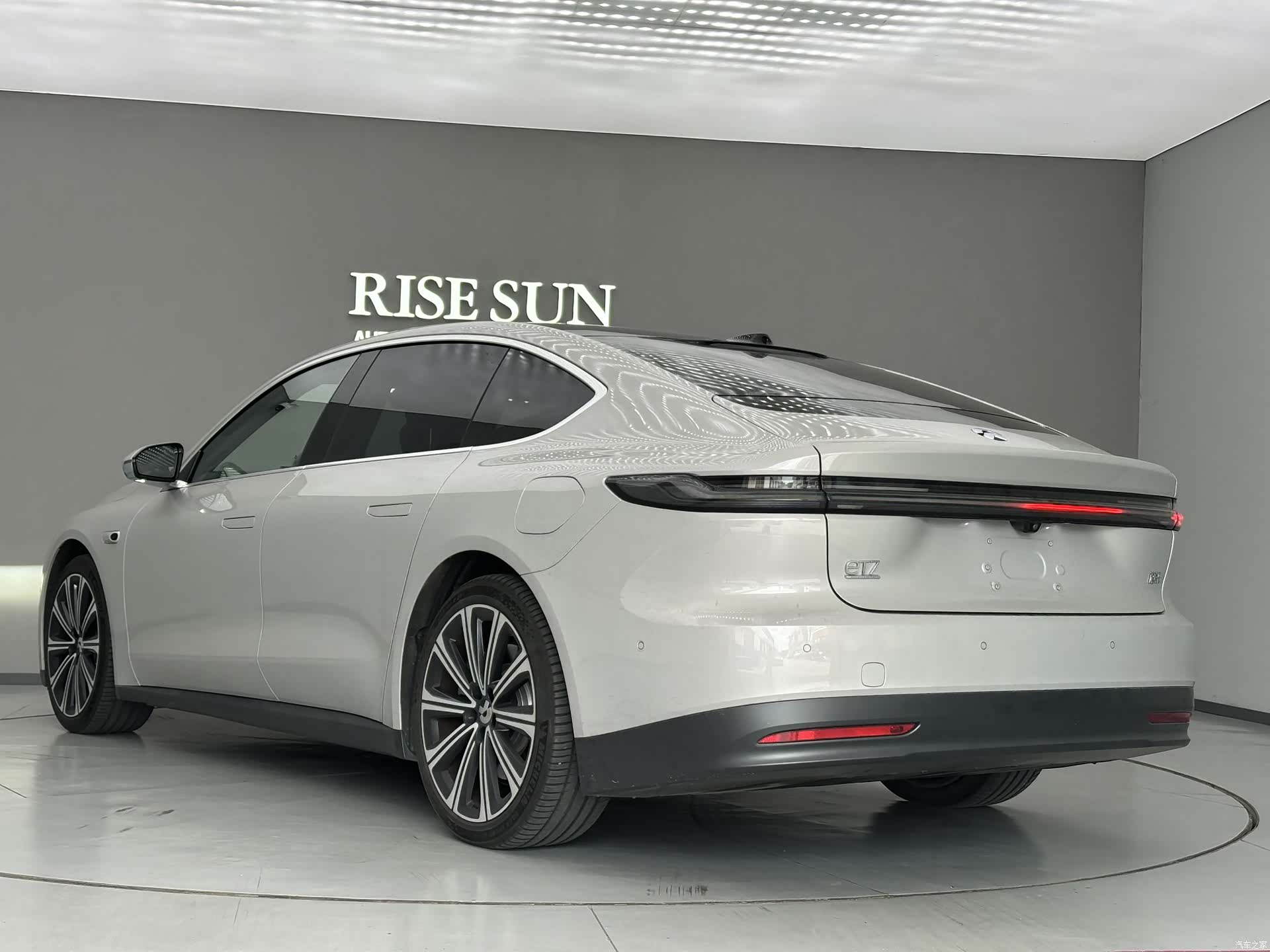 NIO ET7, 2024 6