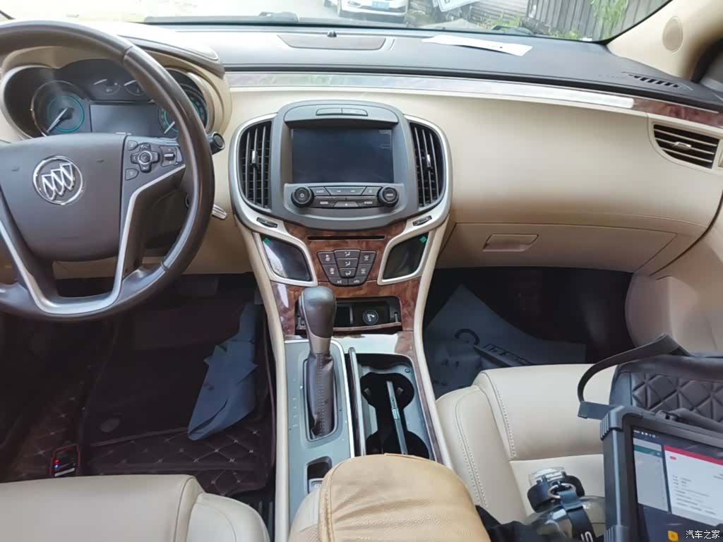 Buick LaCrosse, 2014 13