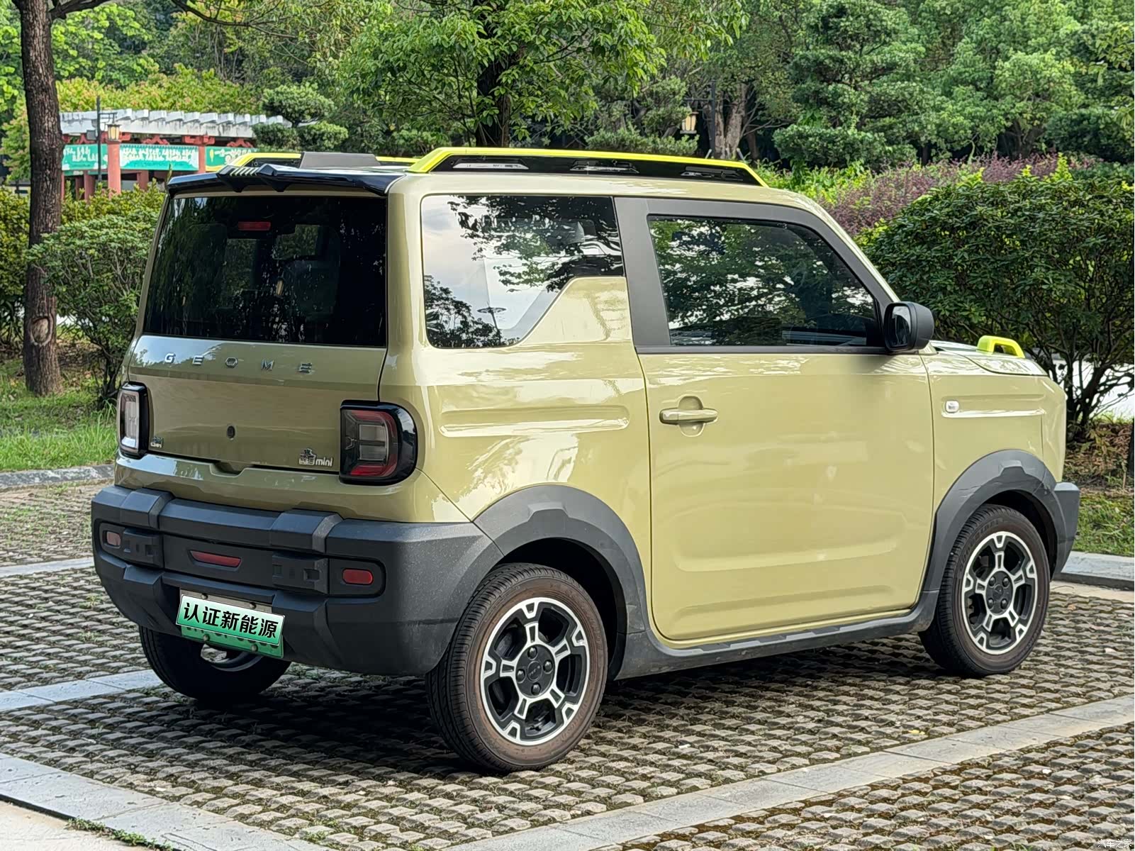 Geely Panda, 2024 13
