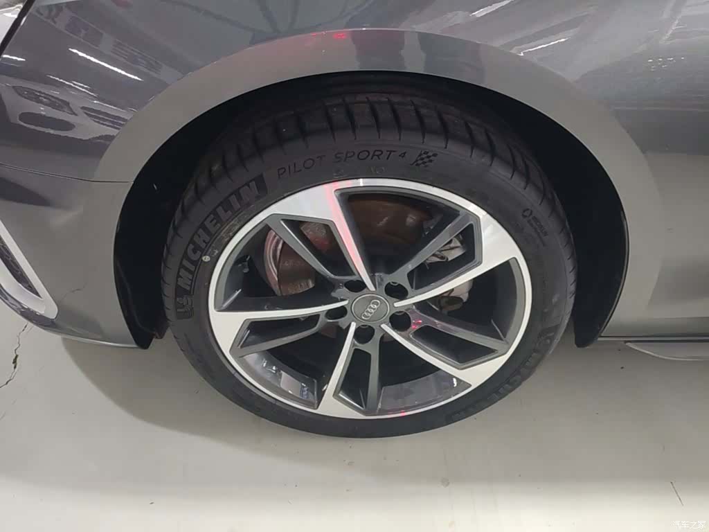 Audi A4L, 2021 23