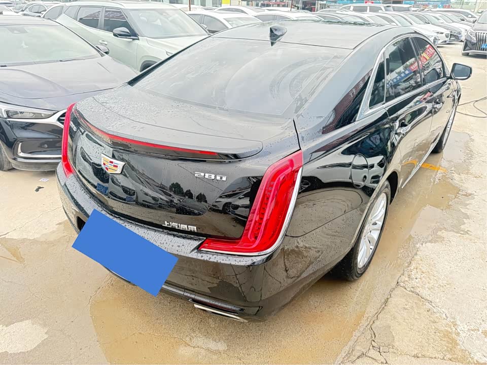 Cadillac XTS