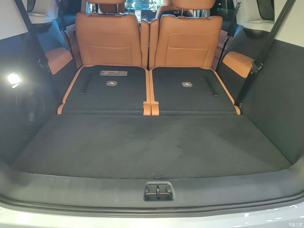 Leapmotor C16, 2025 19
