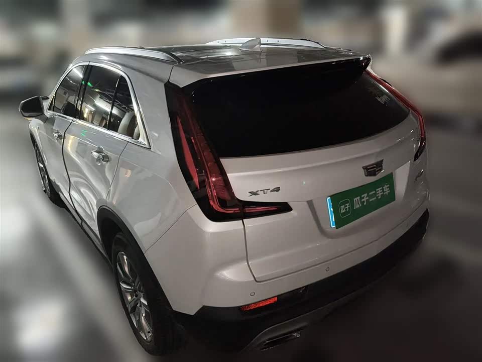 Cadillac XT4