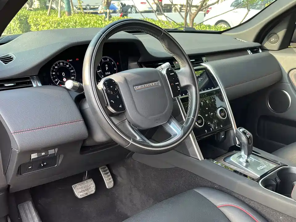 Land Rover Discover sports
