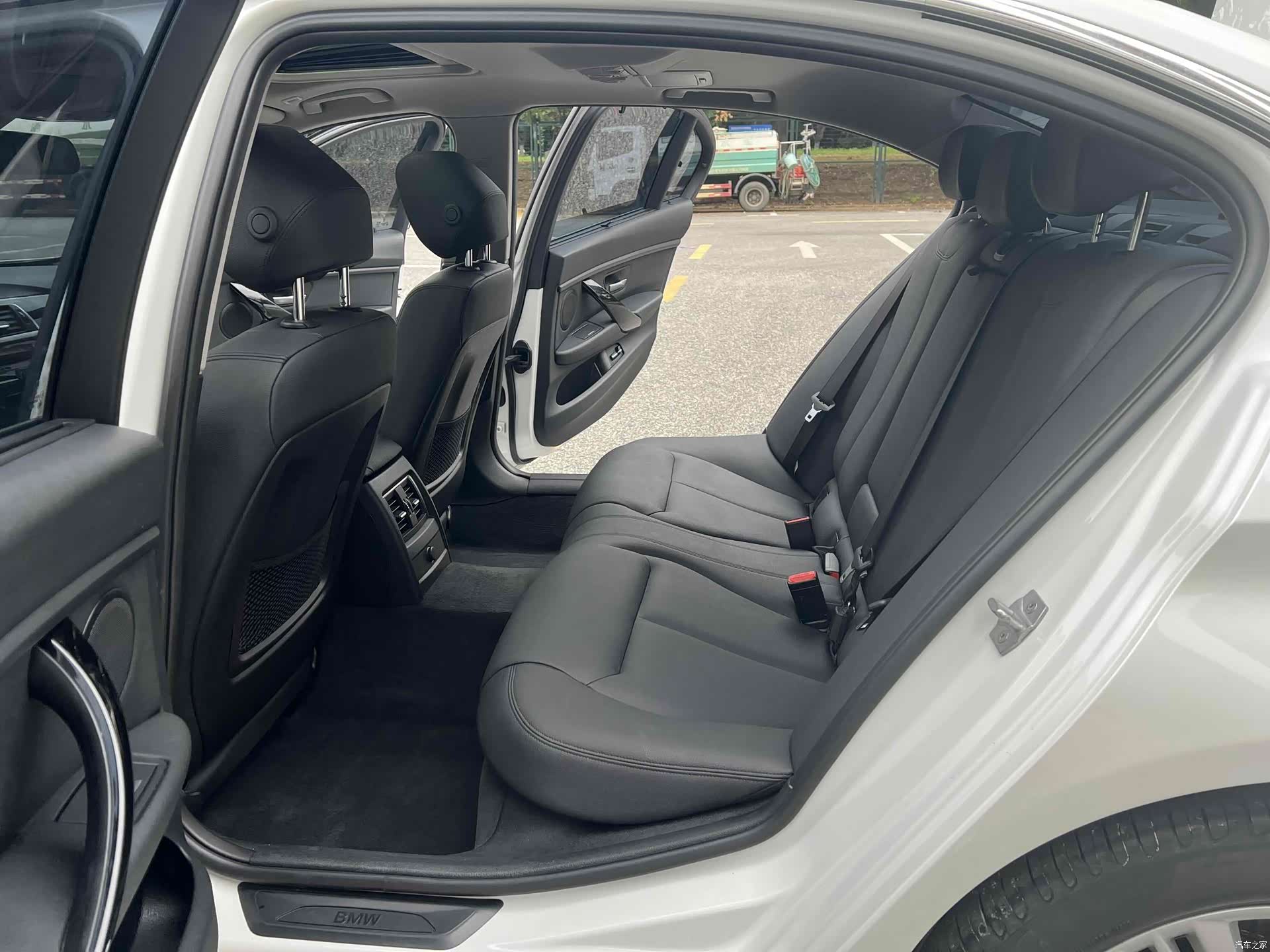 BMW 3 Series, 2017 6