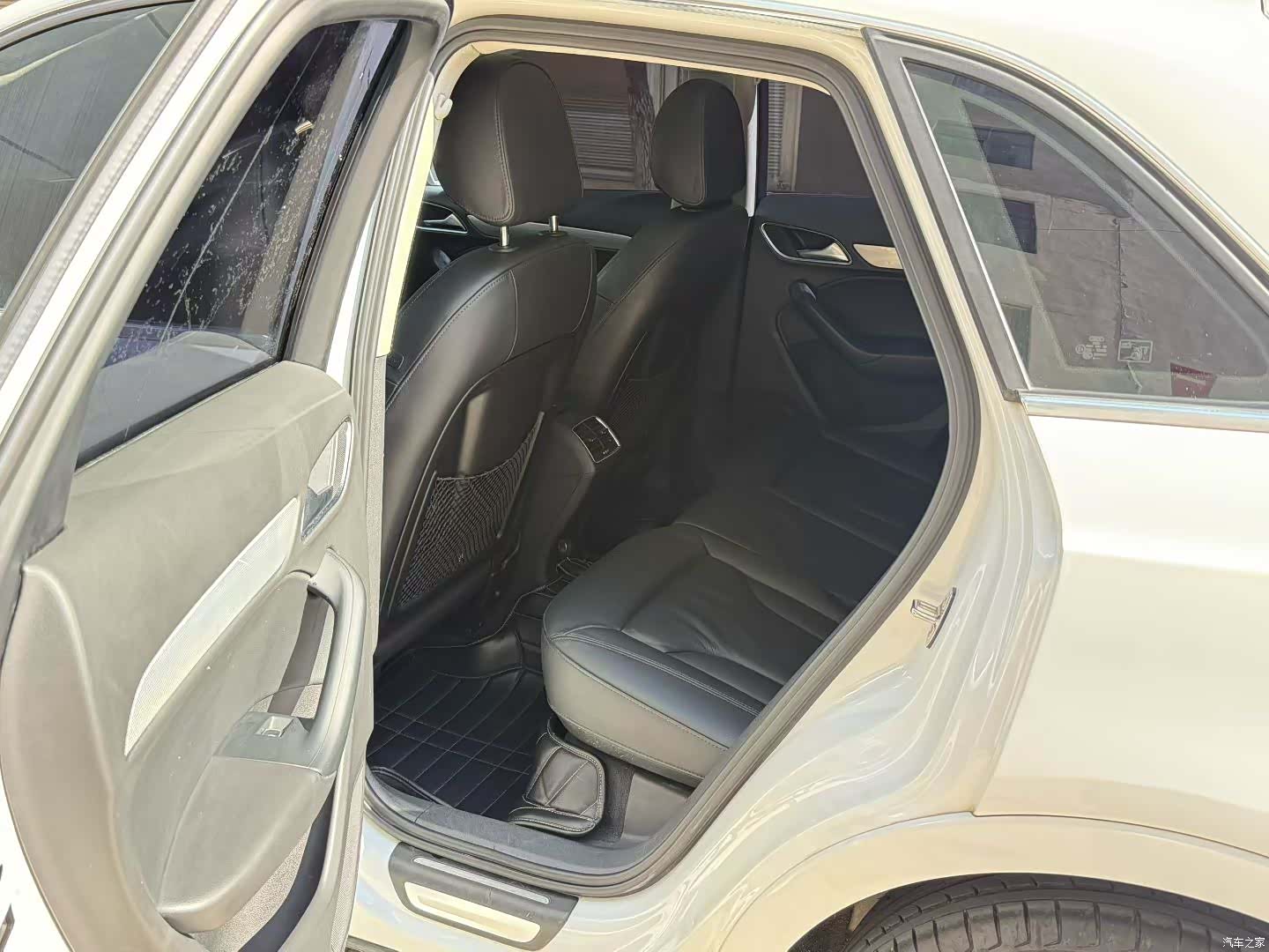 Audi Q3, 2014 6