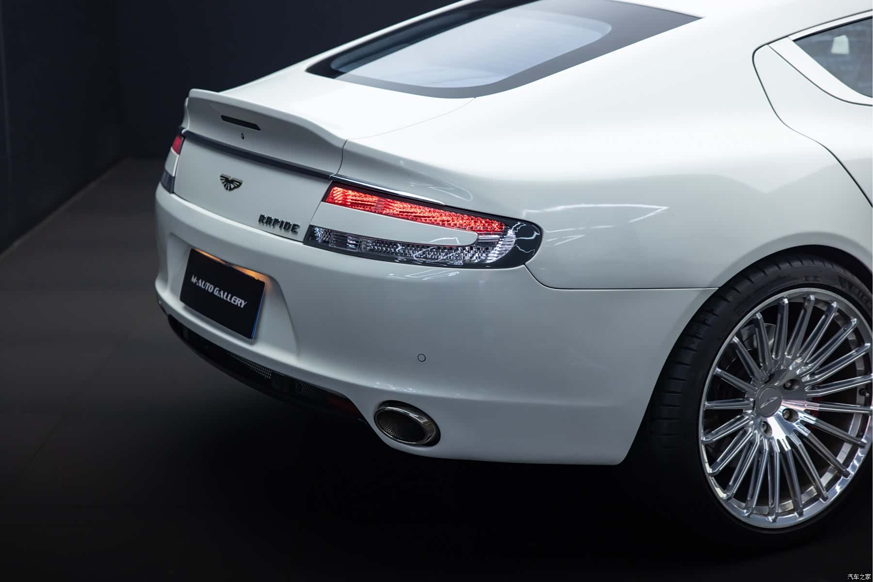 Aston Martin Rapide, 2017 36