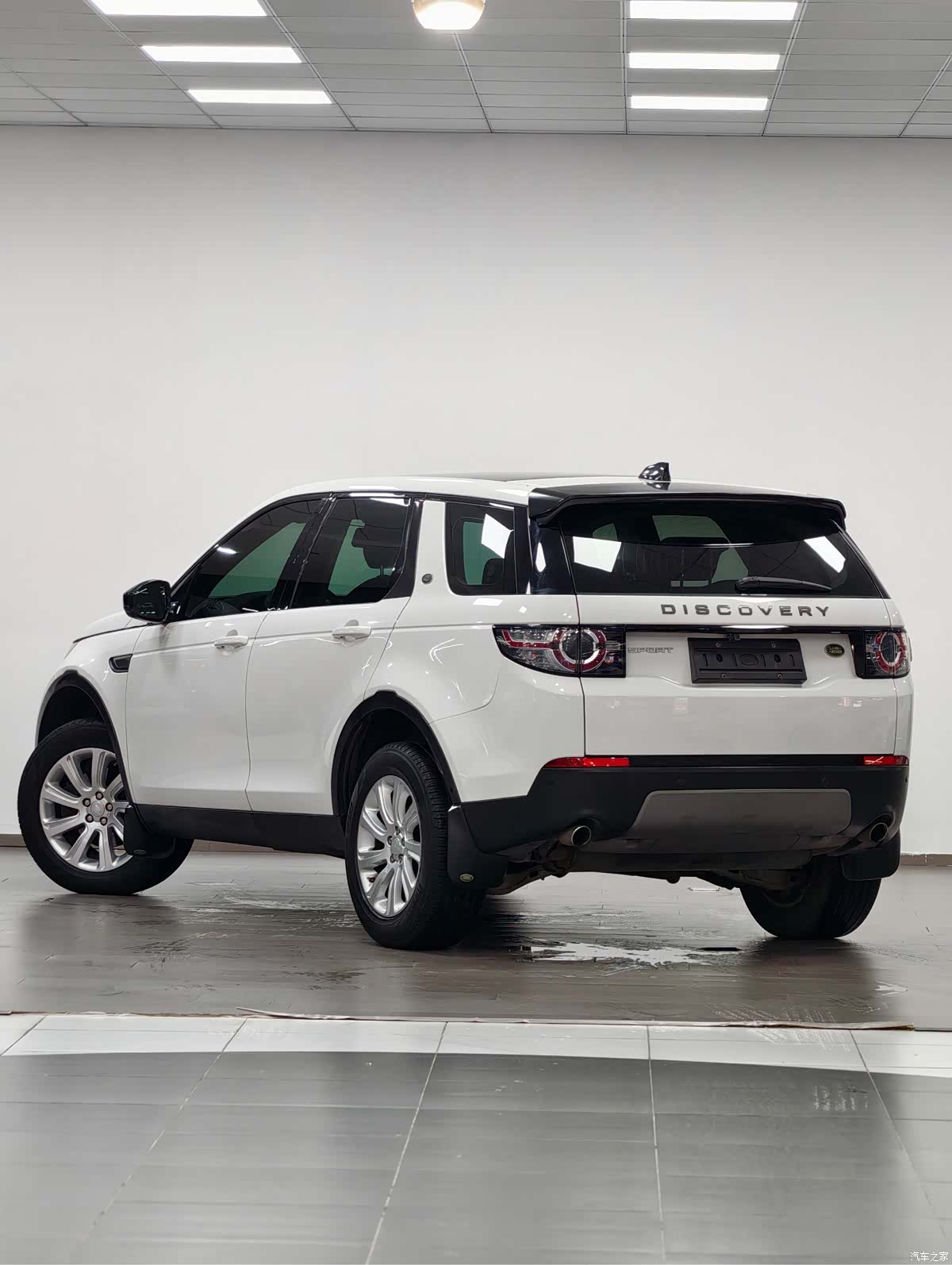 Land Rover Discovery, 2018 4