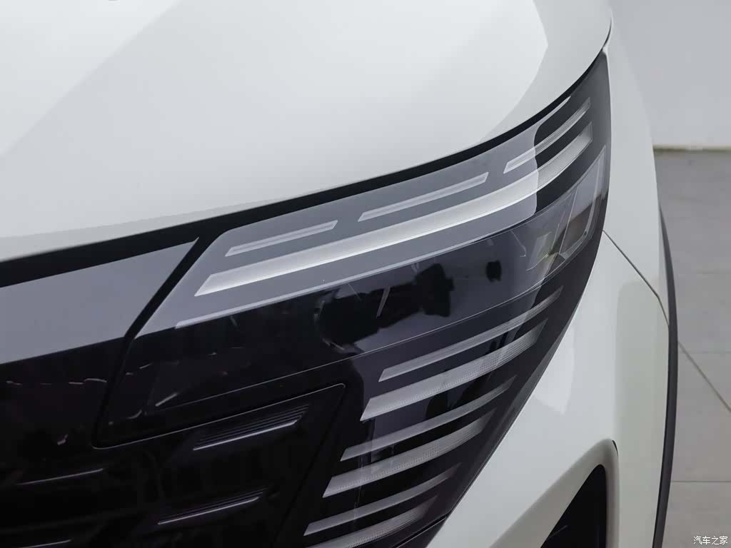 Nissan Qashqai, 2024 7