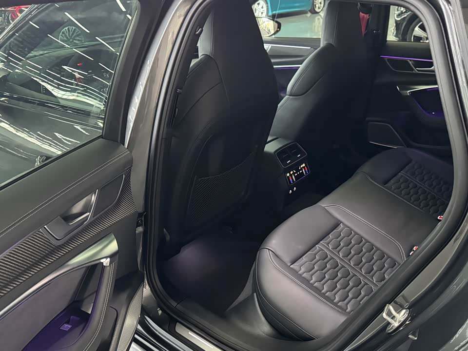 Audi RS 6 Audi RS 6