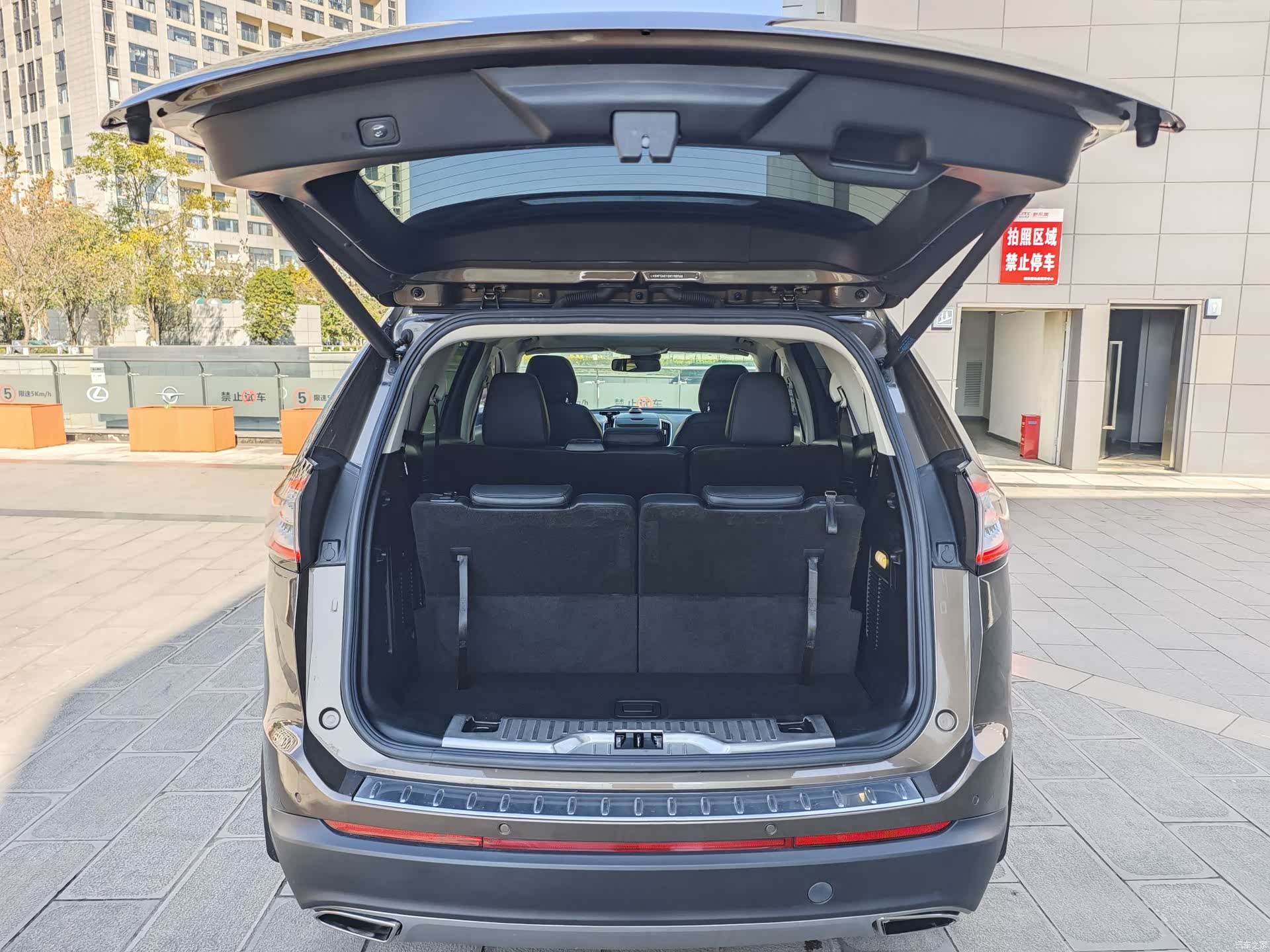 Ford Edge, 2016 10
