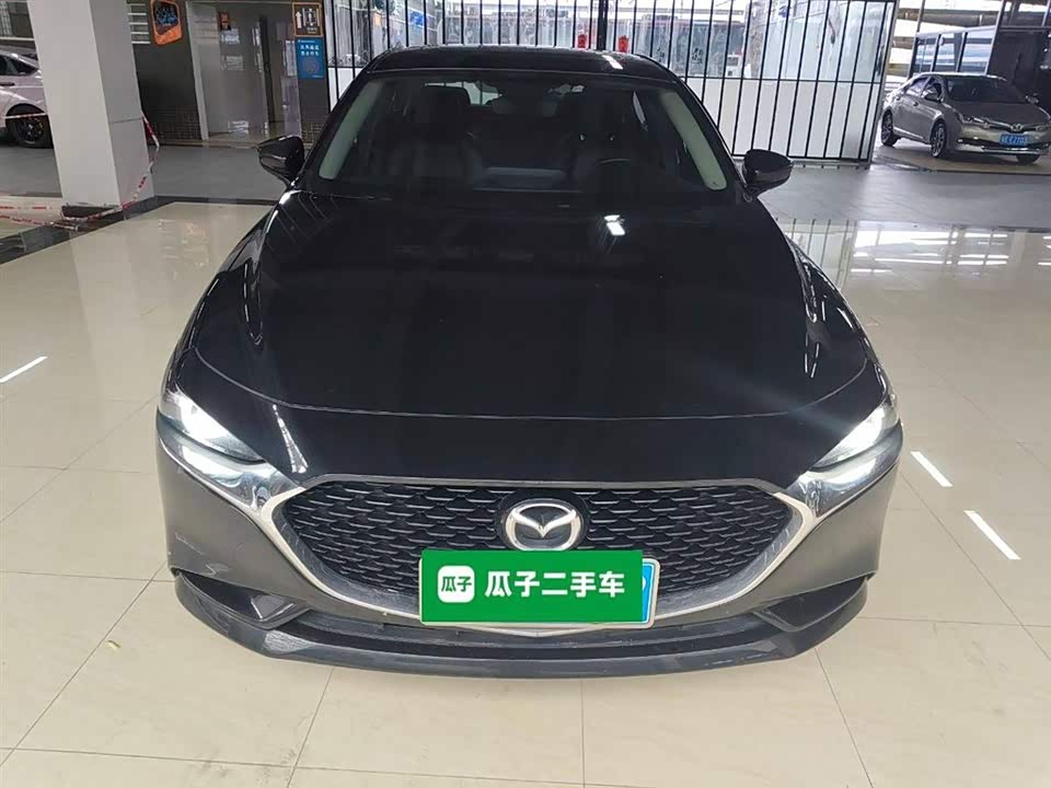 Mazda 3 Angkesaila