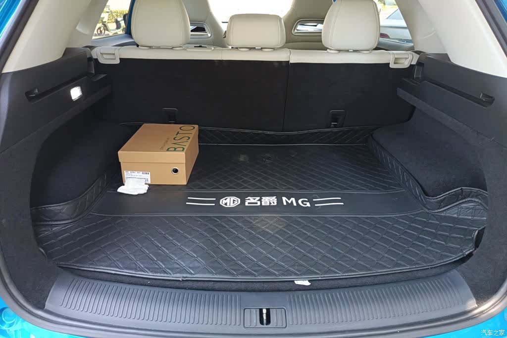 MG 300TGI, 2023 4