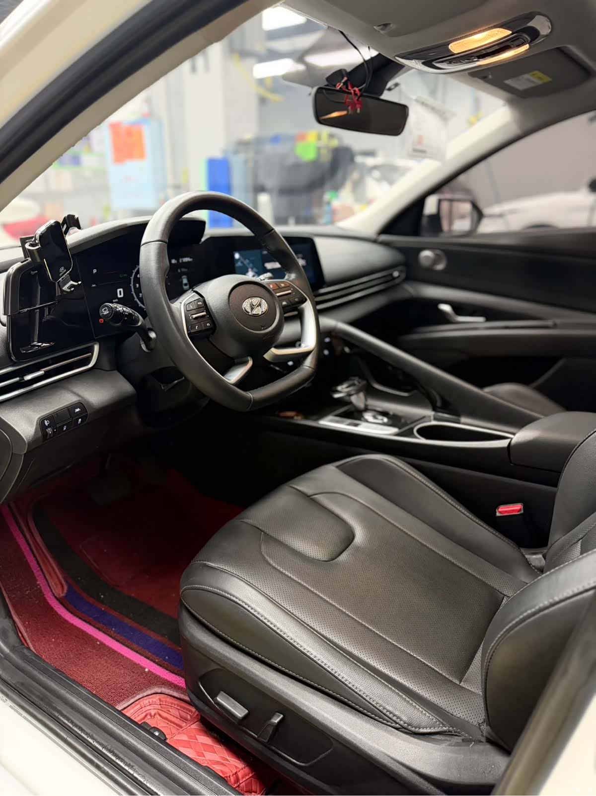 Hyundai Elantra, 2022 17