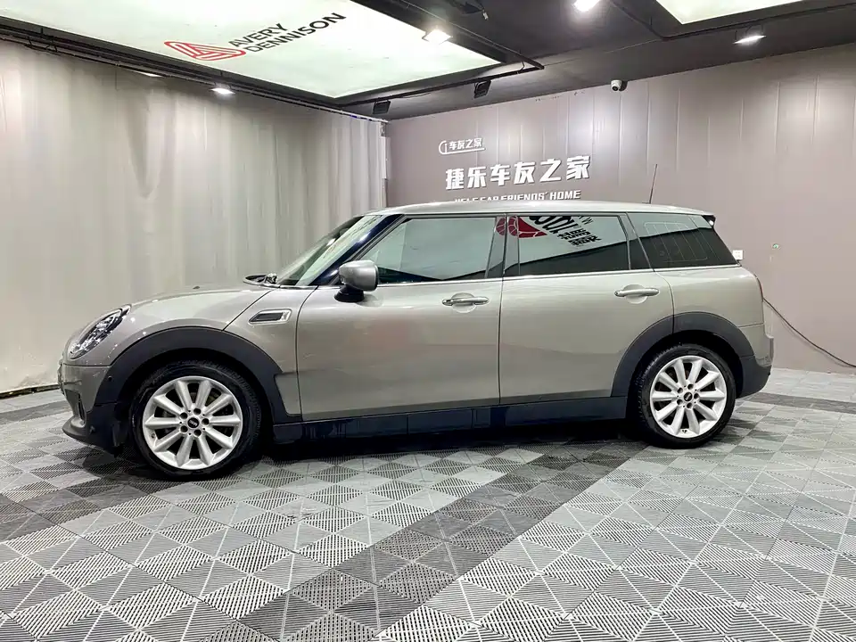 MINI CLUBMAN