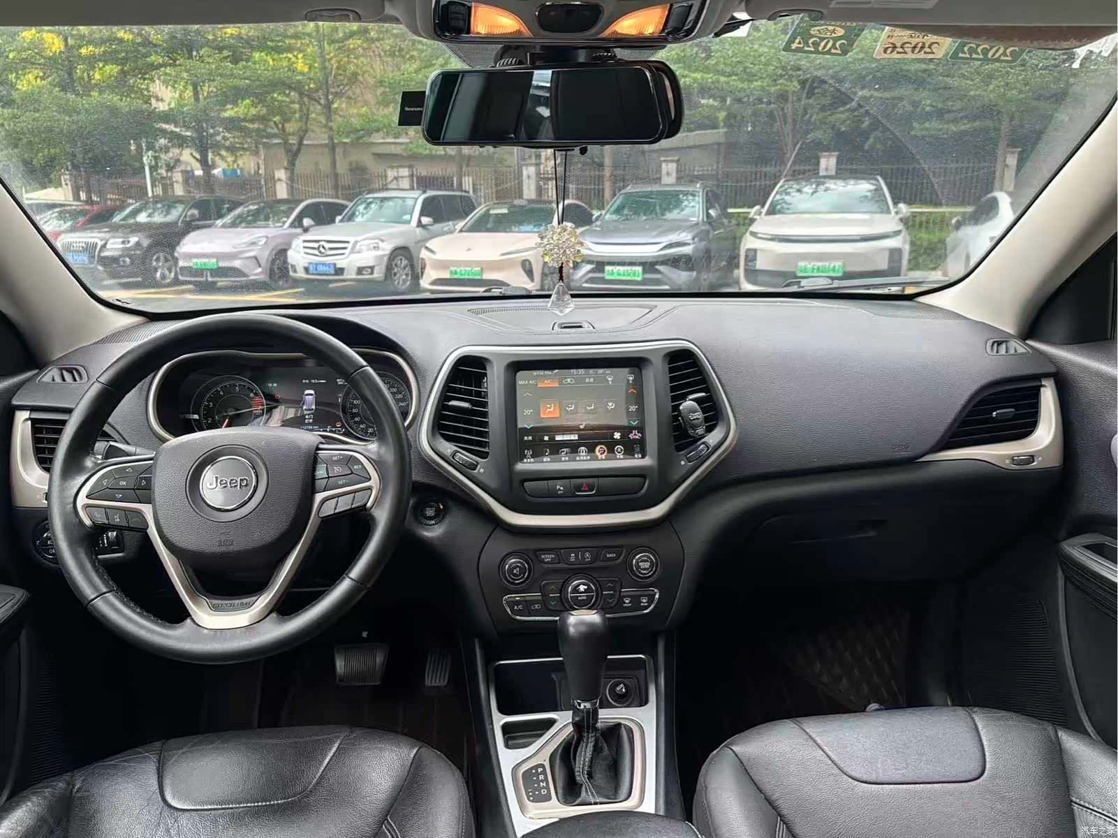 Jeep Cherokee, 2018 все фото