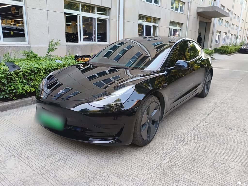 Tesla Model 3, 2022 2