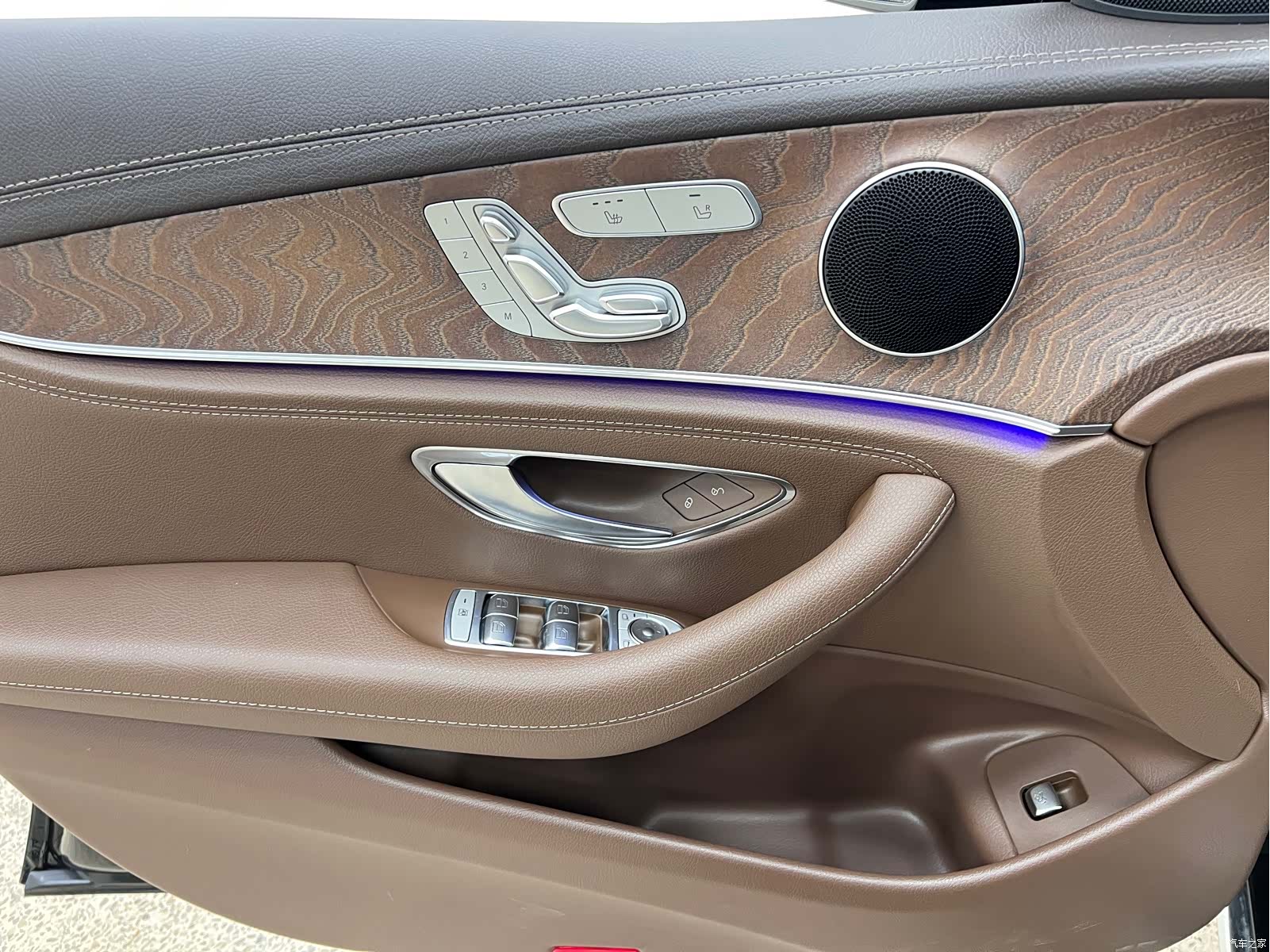 Mercedes-Benz E-Class, 2020 15