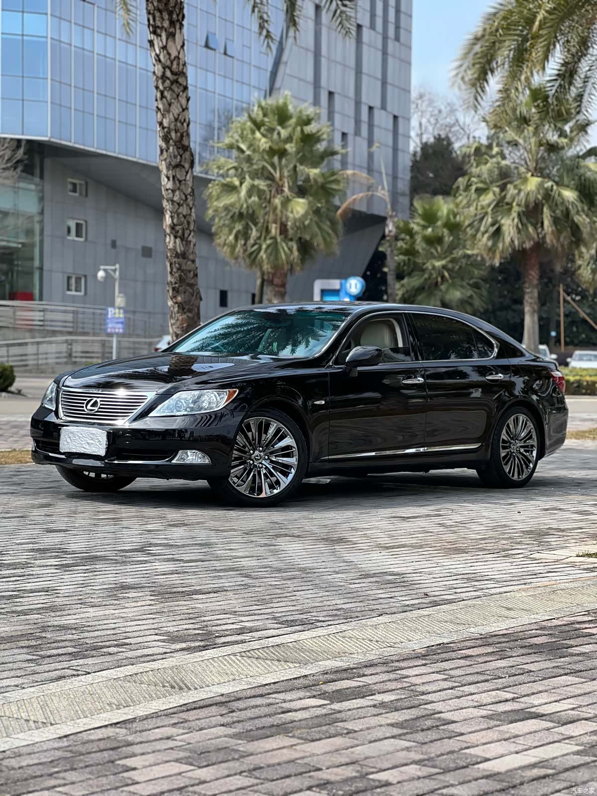 Lexus LS, 2007 1