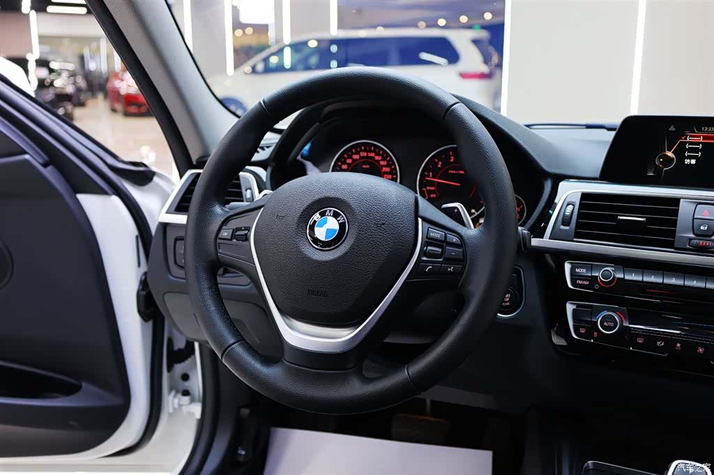 BMW 3 Series, 2017 21