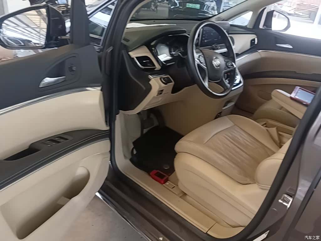 Buick GL8, 2024 12