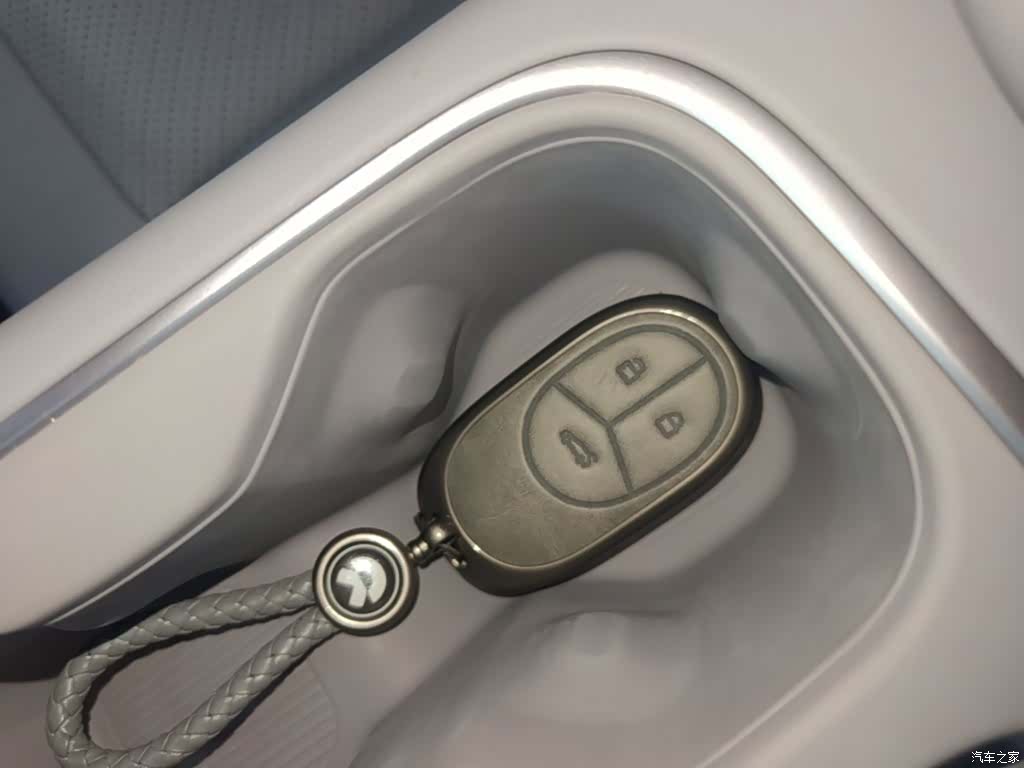 NIO EC6, 2025 17