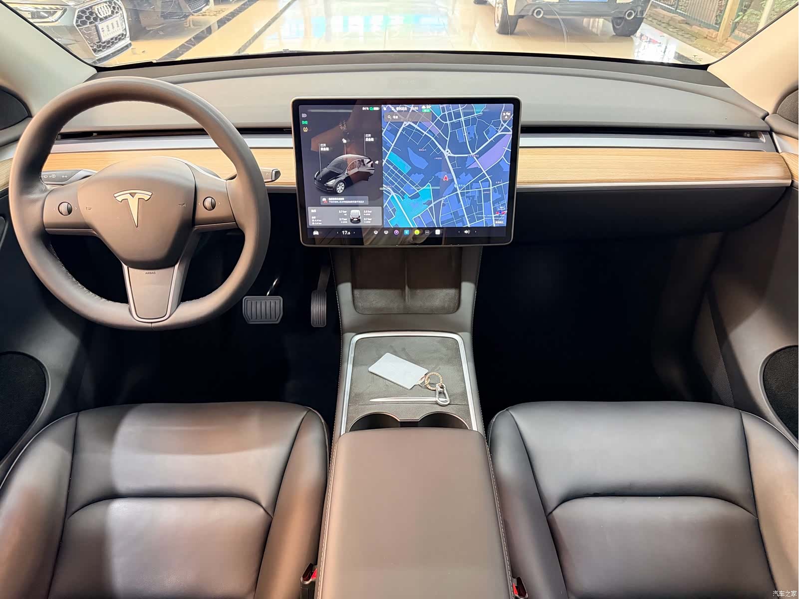 Tesla Model Y, 2021 18