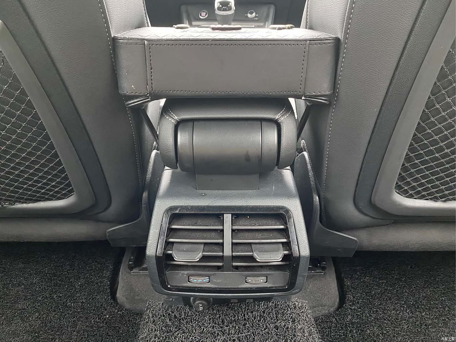Audi Q3, 2022 16