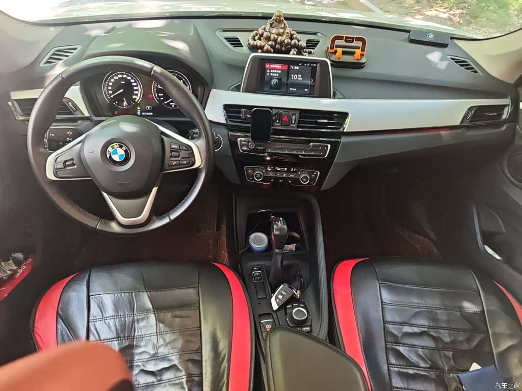 BMW X1, 2019 все фото