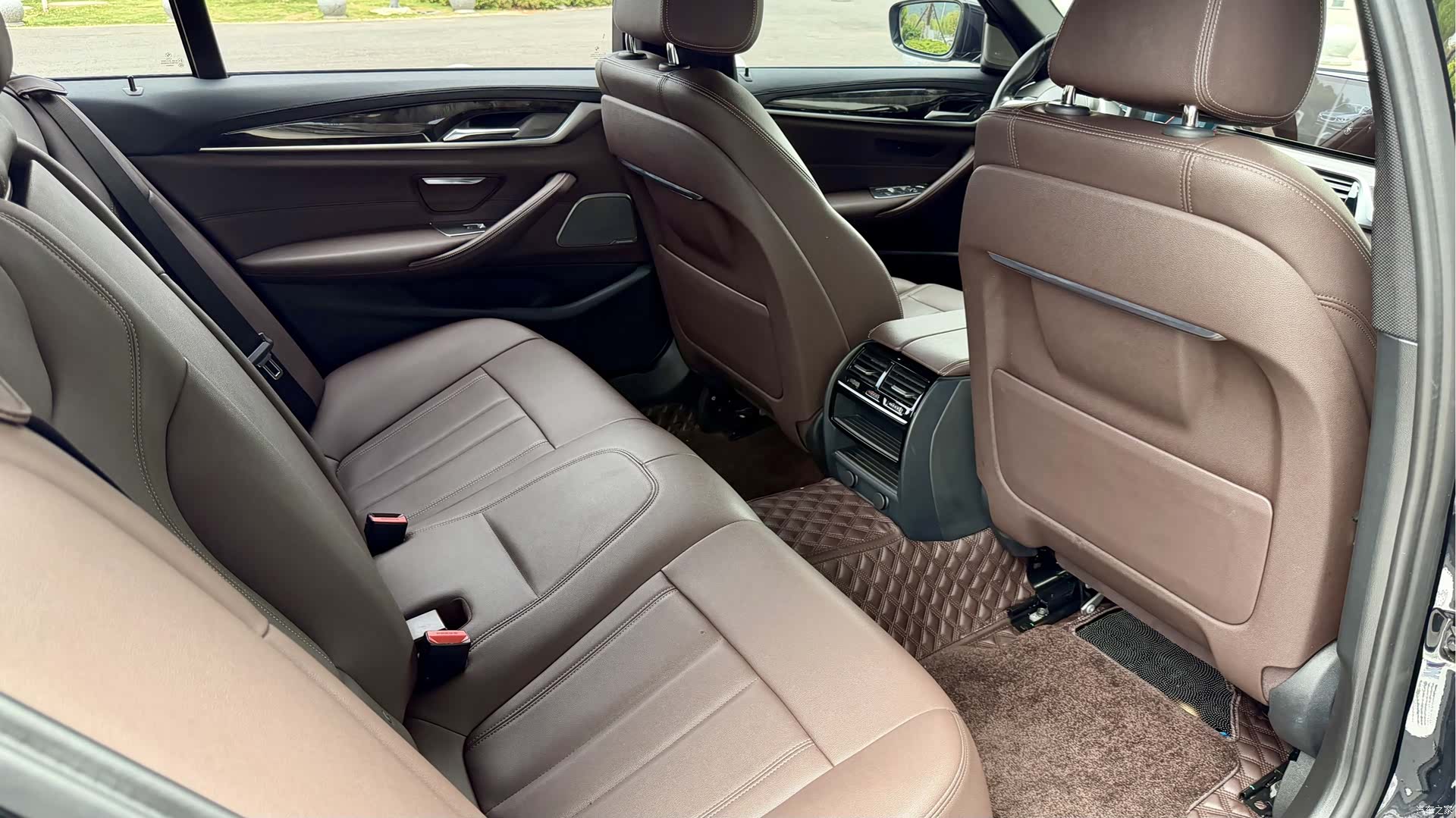 BMW 5 Series, 2019 15