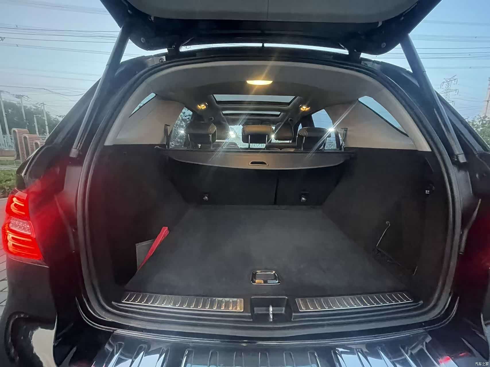 Mercedes-Benz M-Class, 2015 9