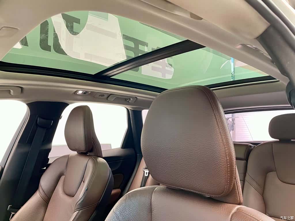 Volvo XC60, 2019 17