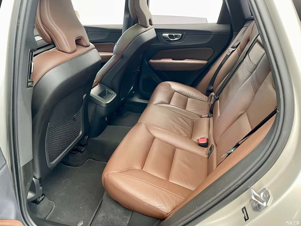 Volvo XC60, 2019 7