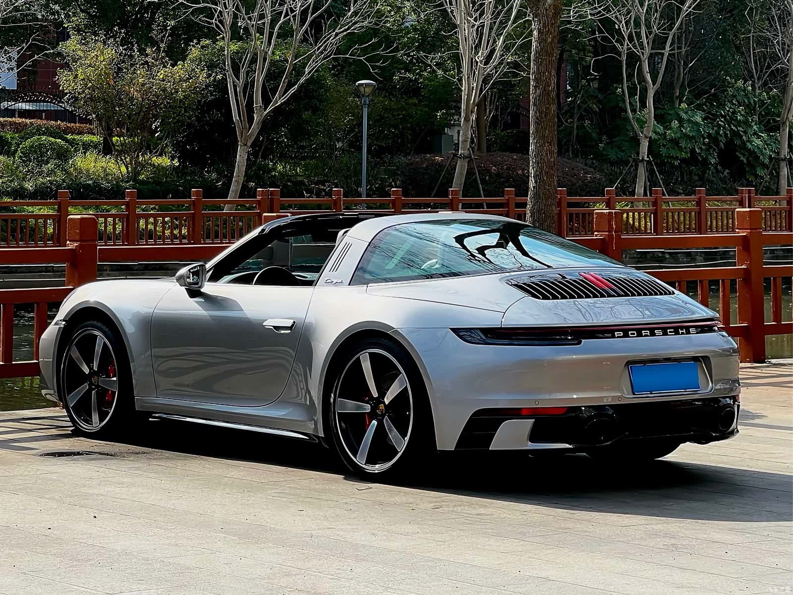 Porsche 911, 2022 6