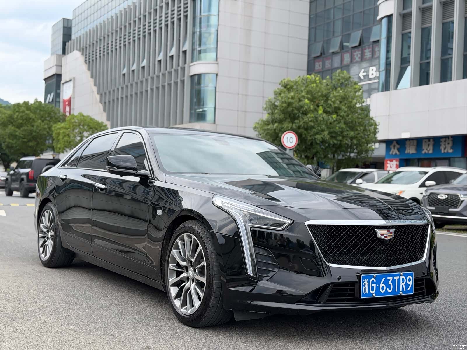 Cadillac CT6, 2022 3