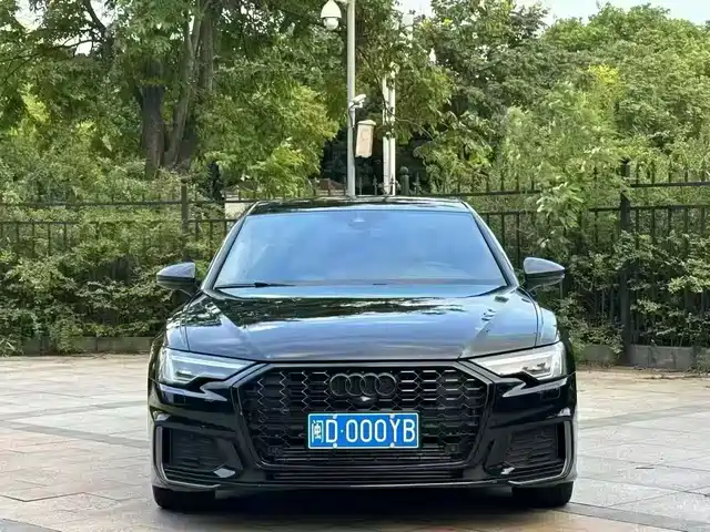 Audi A6L 2021 — купить из Китая под заказ