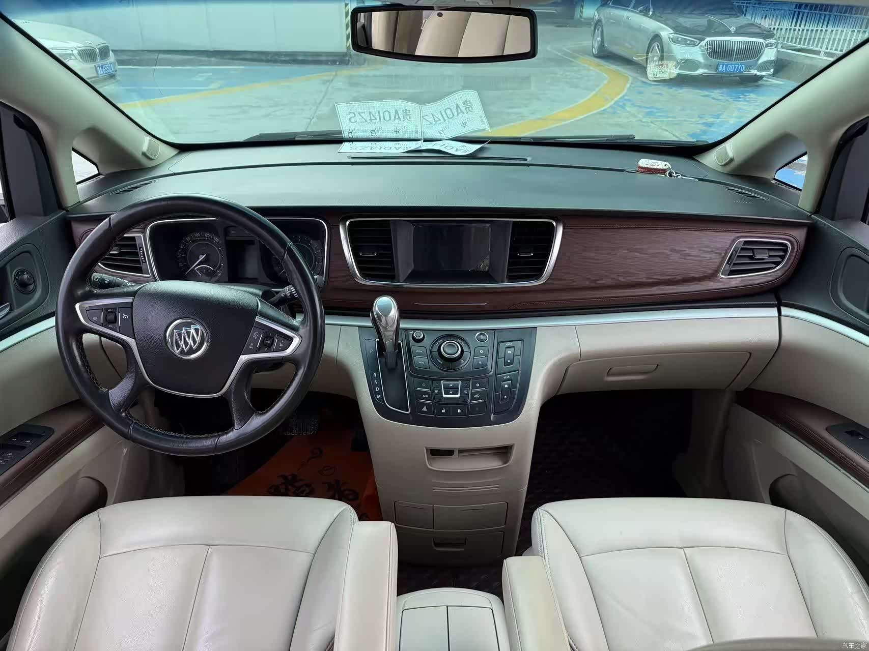 Buick GL8, 2019 18