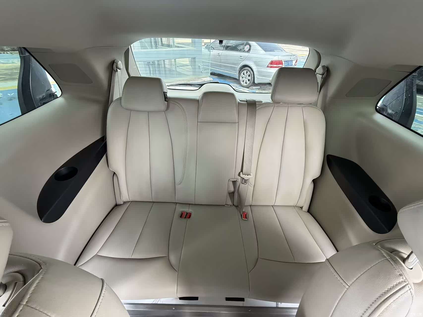 Buick GL8, 2019 20