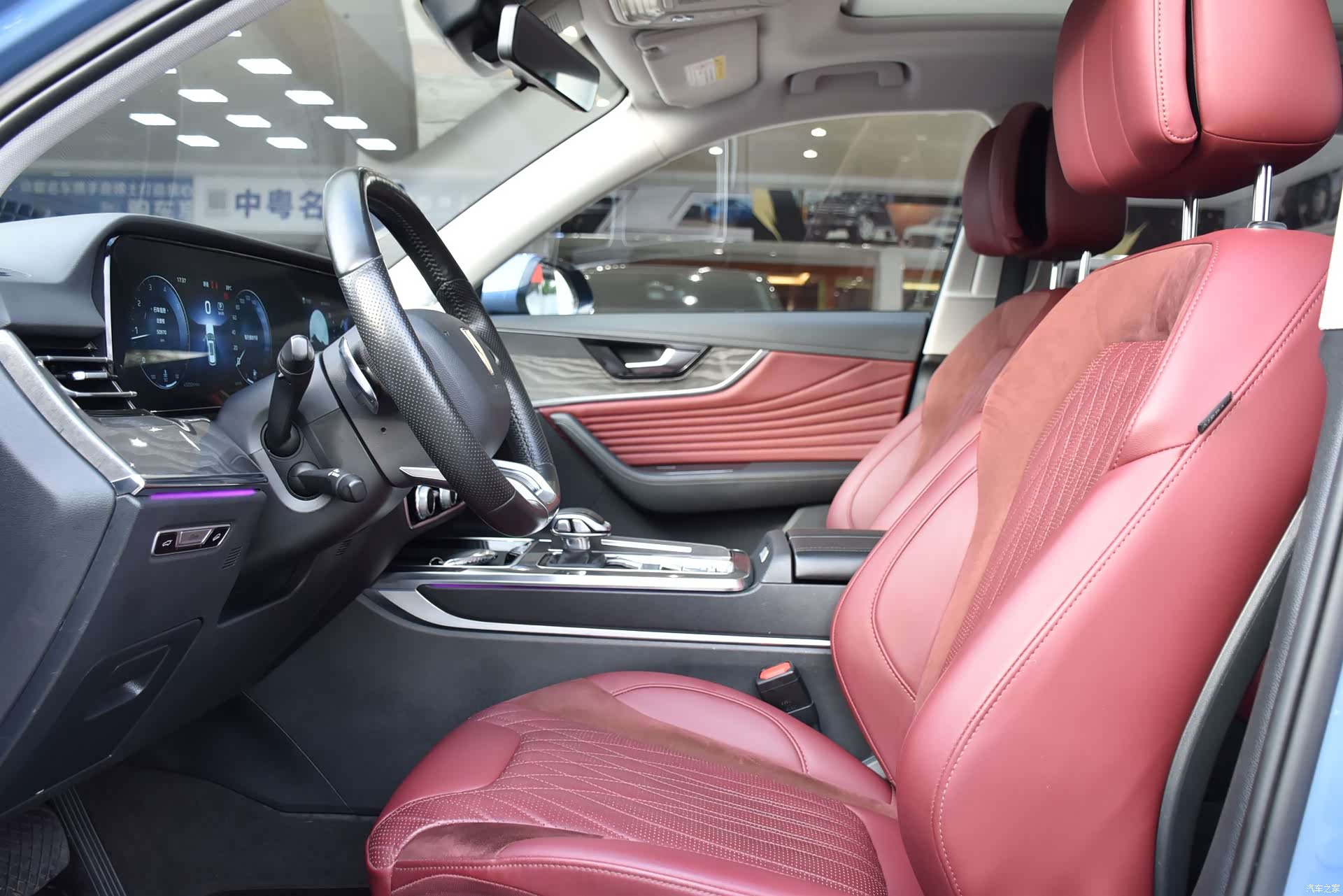 Hongqi HS5, 2023 18
