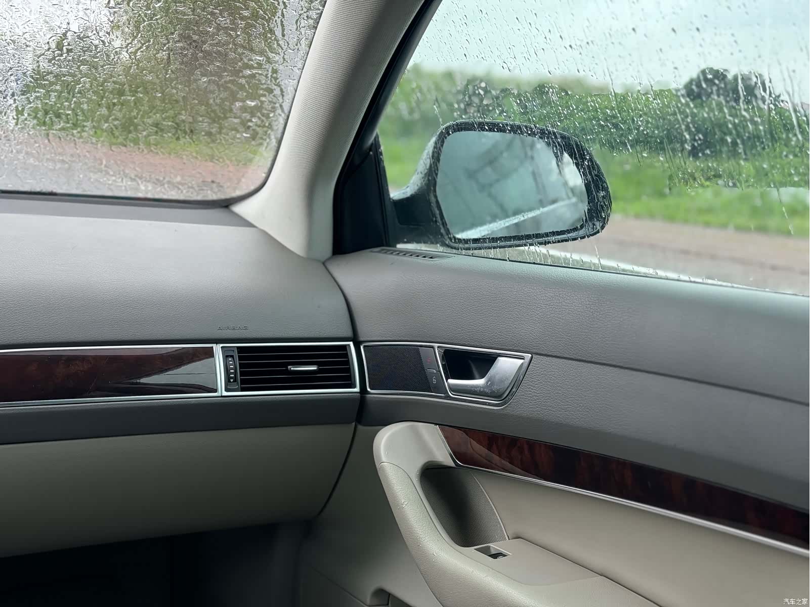 Audi A6L, 2012 17